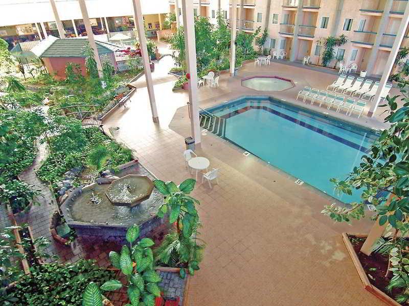 Coast Kamloops Hotel & Conference Centre Extérieur photo