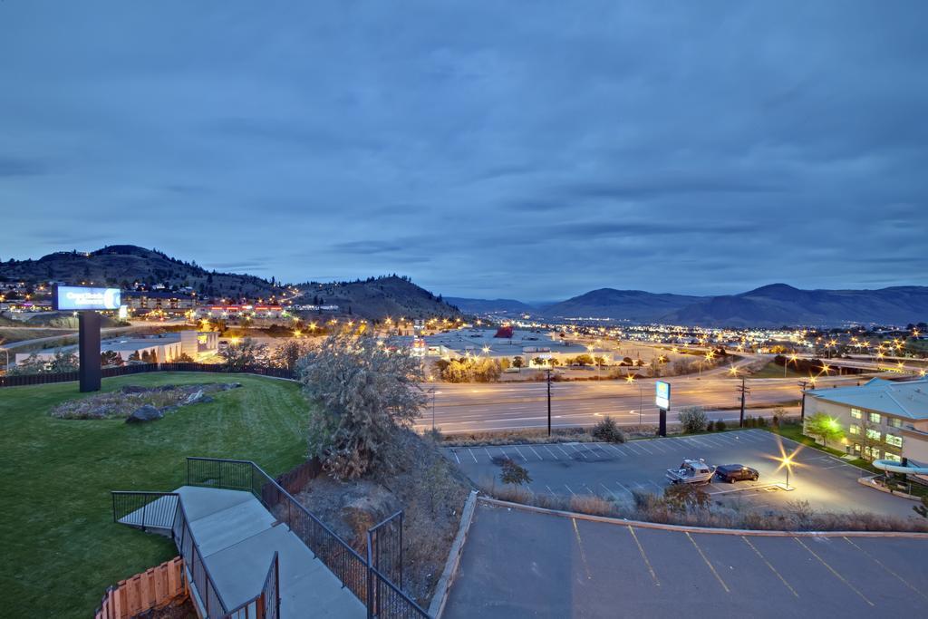 Coast Kamloops Hotel & Conference Centre Extérieur photo