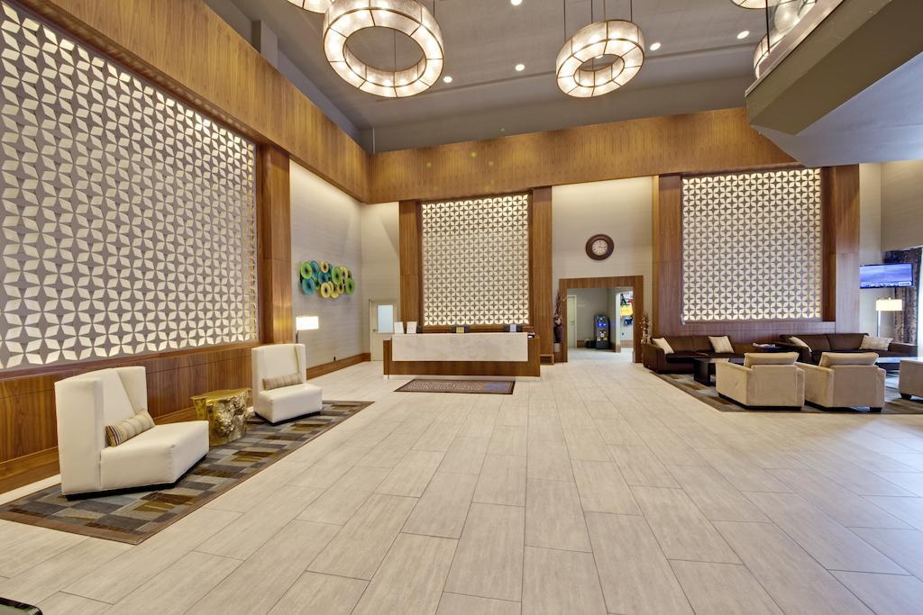 Coast Kamloops Hotel & Conference Centre Extérieur photo