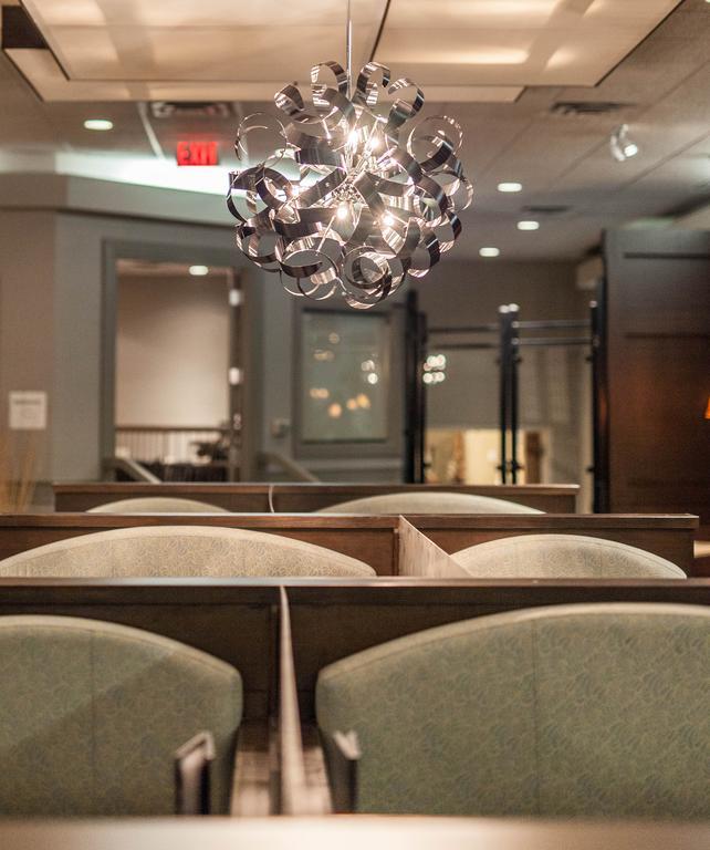 Coast Kamloops Hotel & Conference Centre Extérieur photo