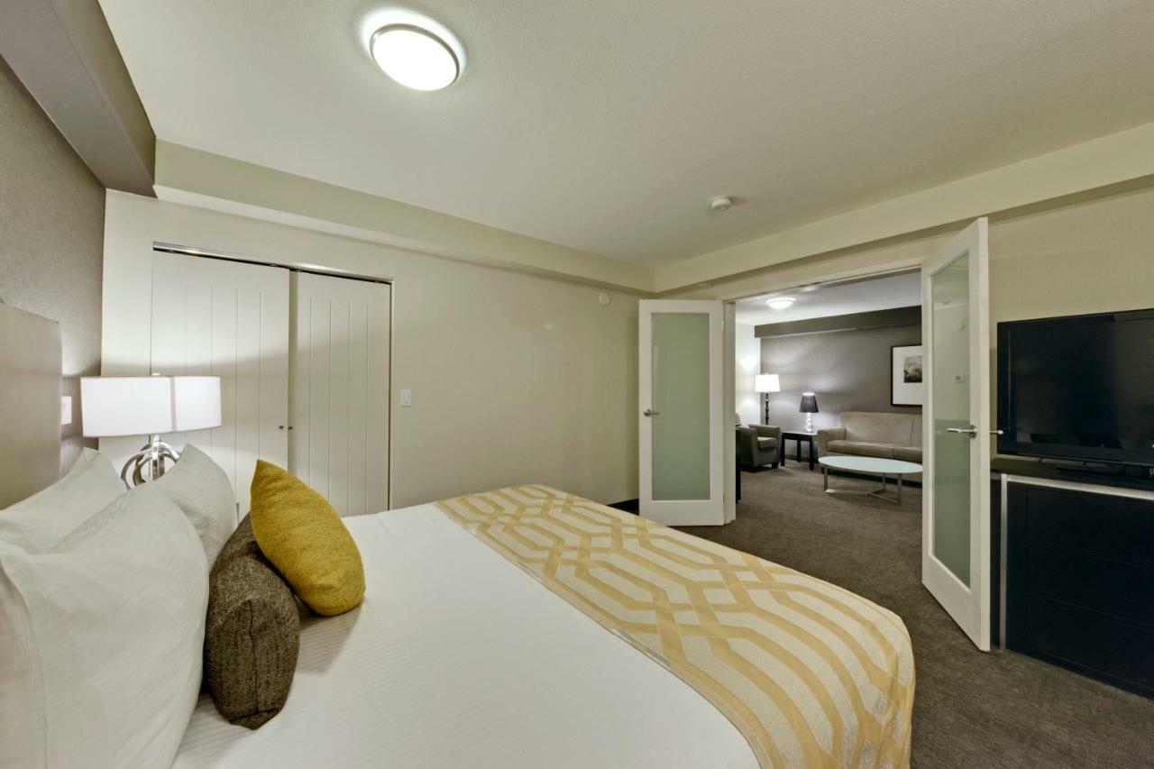 Coast Kamloops Hotel & Conference Centre Extérieur photo